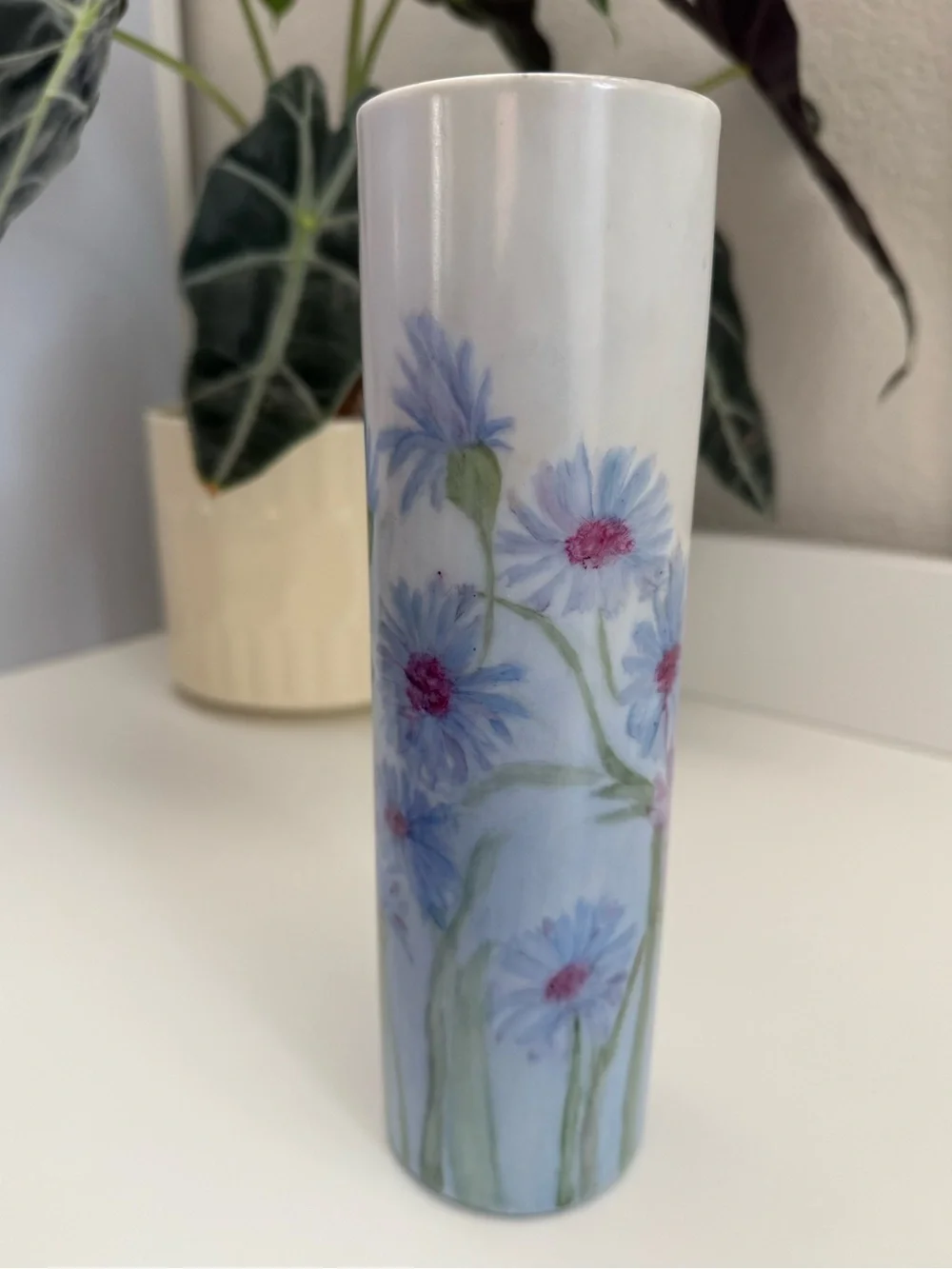 Antique Irma Sorgenfrei on Heinrich&Co Porcelain Hand painted Cornflowers Vase